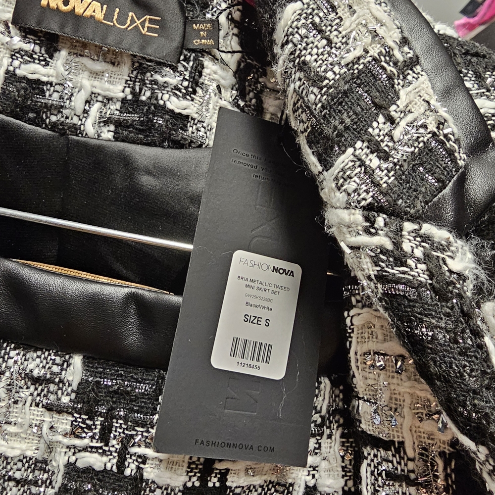 2 Piece Set Fashion Nova - Black & White Plaid Blazer & Mini Skirt SMALL - Picture 4 of 4